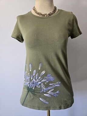 MAX MARA Weekend Olive Green Short-Sleeve Cotton Tee with Lavender Floral Print.